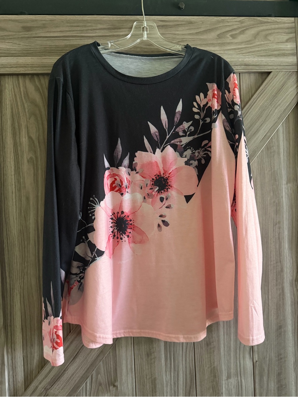 Women's Pink Floral Long-Sleeve Top - Black & Pink
